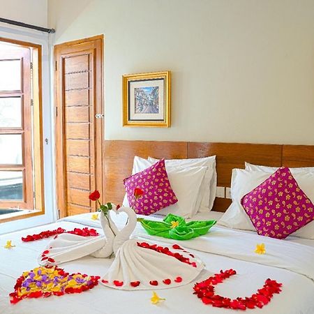 The Tanjung Seminyak Suites Bagian luar foto