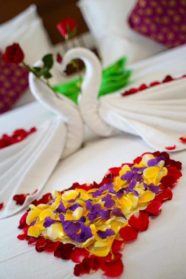 The Tanjung Seminyak Suites Bagian luar foto