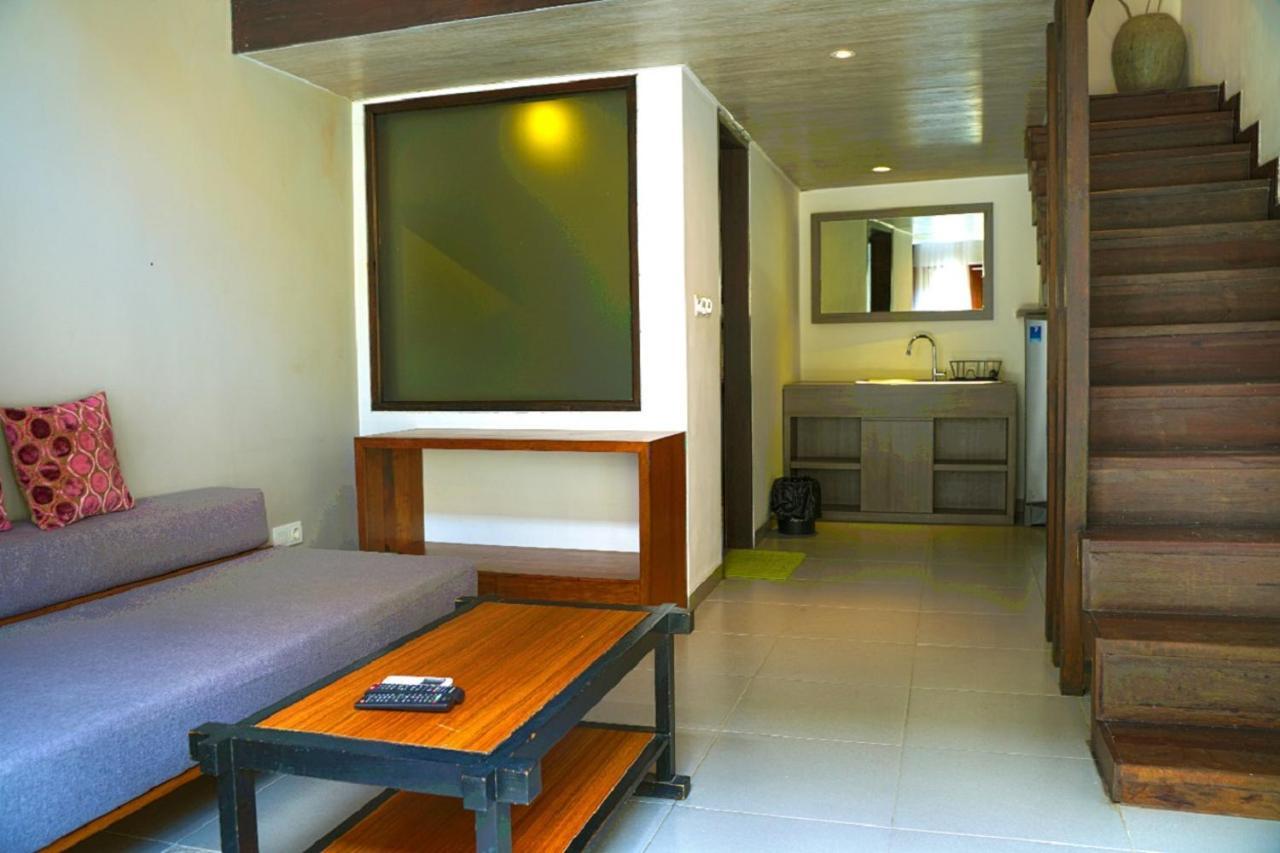 The Tanjung Seminyak Suites Bagian luar foto