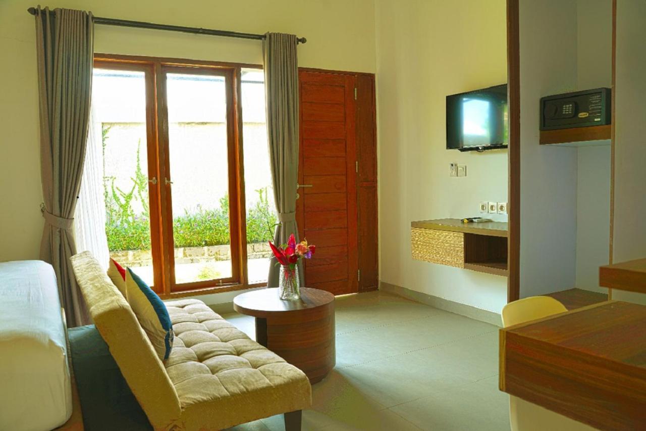 The Tanjung Seminyak Suites Bagian luar foto