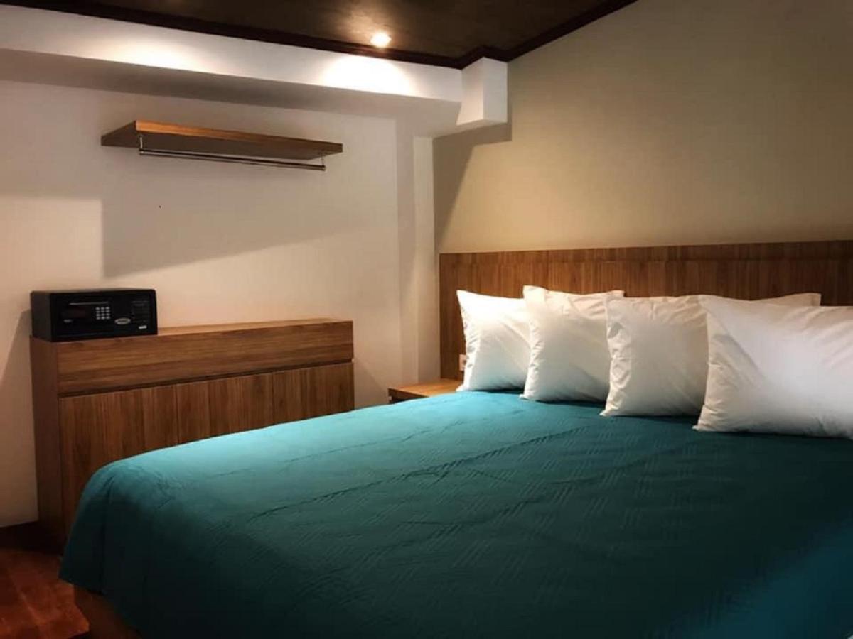 The Tanjung Seminyak Suites Bagian luar foto