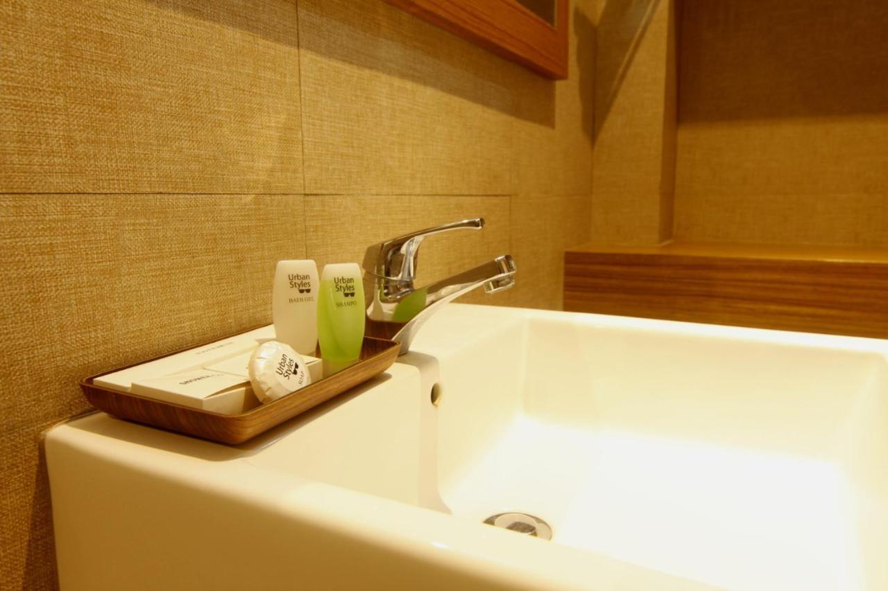 The Tanjung Seminyak Suites Bagian luar foto